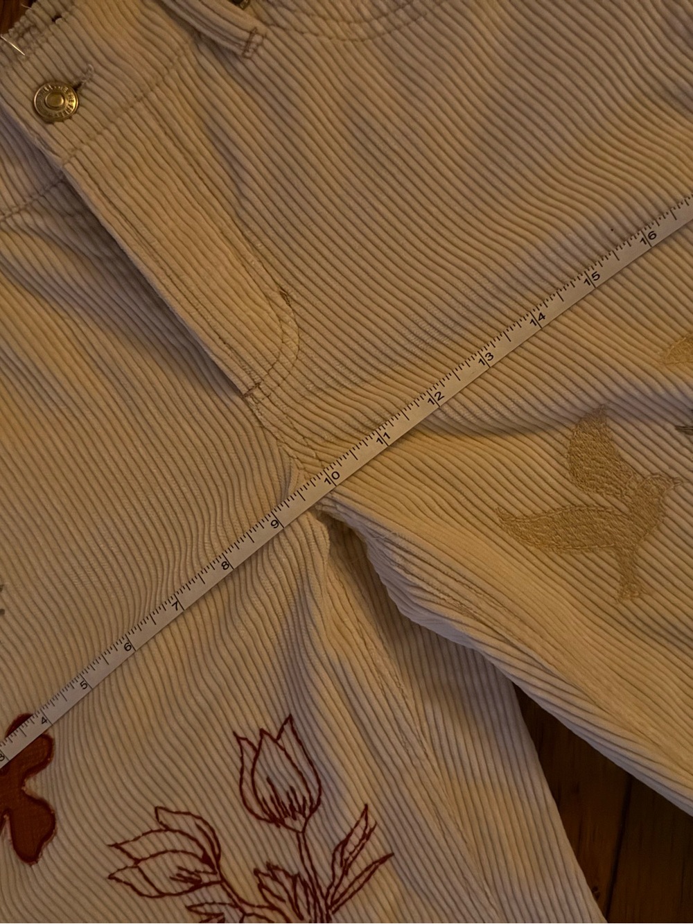We The Free Tennessee low rise Corduroy  with embroidery flowers hearts cats sun - Picture 13 of 16